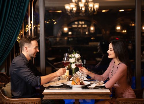 Yêu Thương Trọn Vẹn Ngày Lễ Tình Nhân