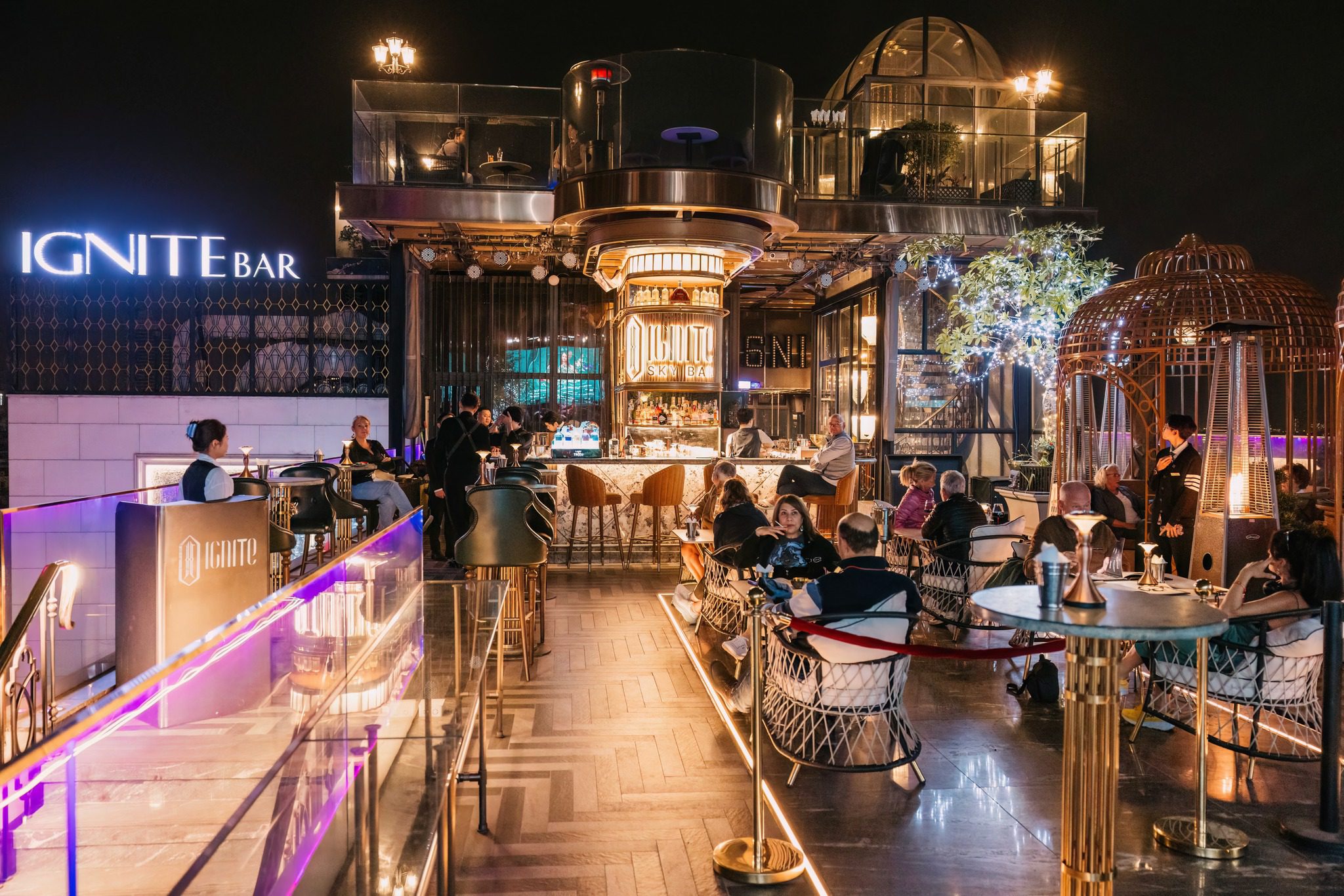 Sip & Chill Tại Ignite Sky Bar: Trải nghiệm Cocktail & Live Music trên rooftop Phố Cổ Hà Nội